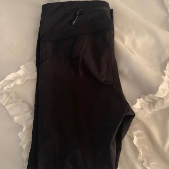 Clothes - Picture 4 of 4